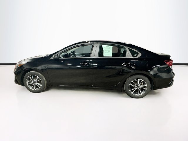 Certified 2023 Kia Forte LXS w/ LXS Technology Package FWD image 4