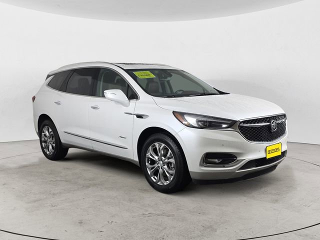 Used 2018 Buick Enclave Avenir w/ Avenir Technology Package AWD/4WD image 7