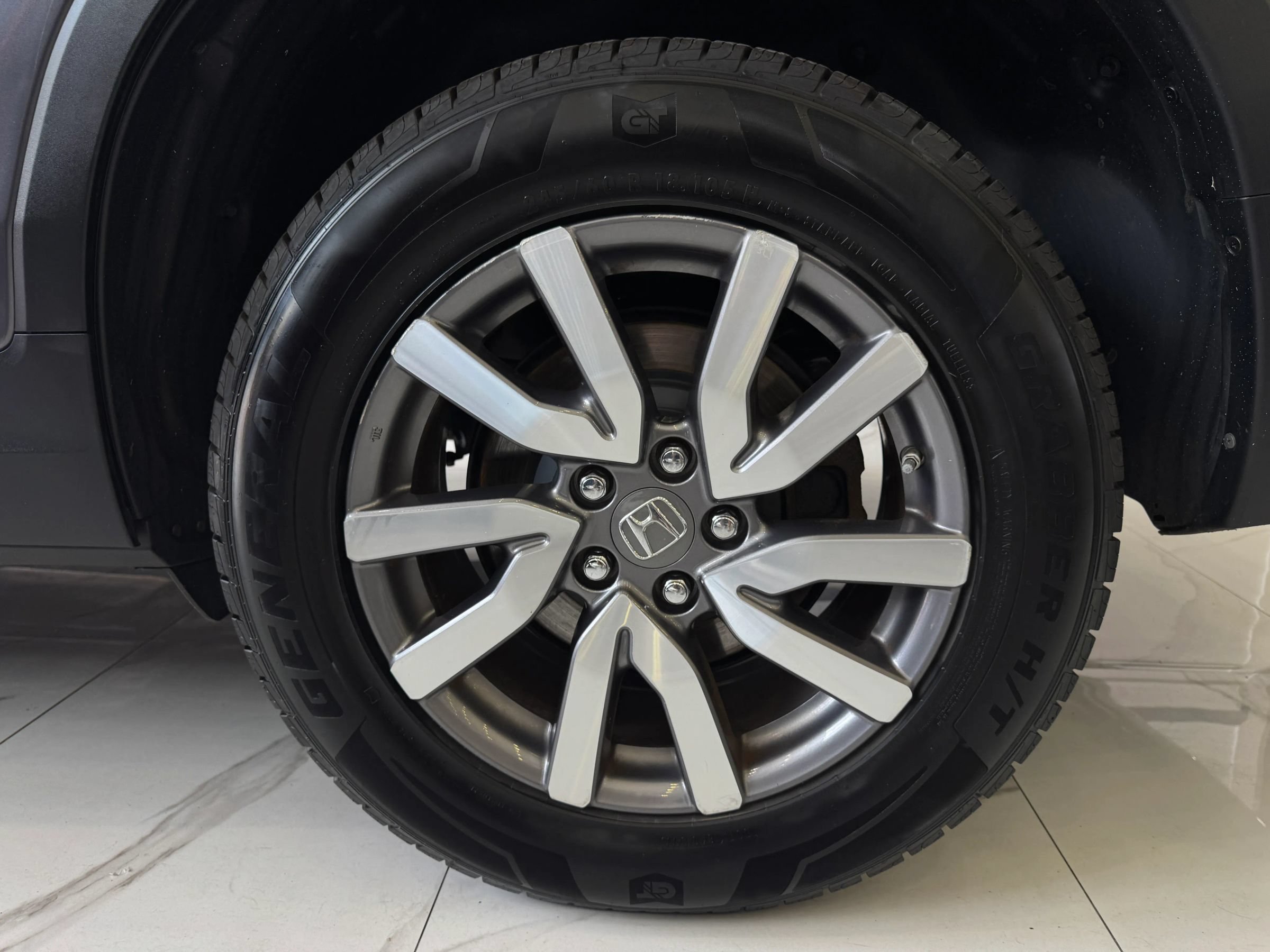 Used 2021 Honda Pilot EX image 9
