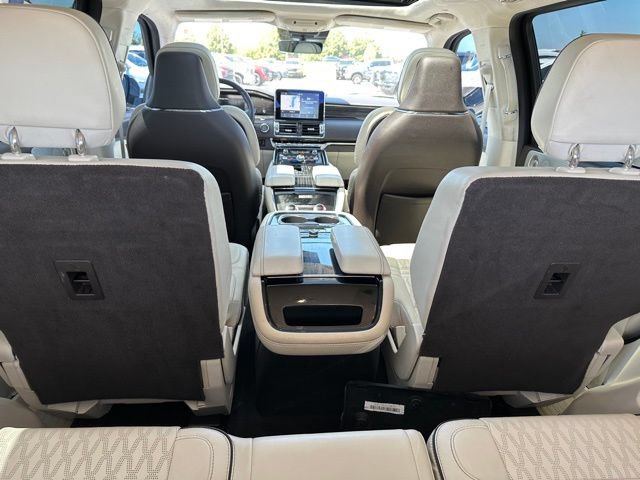 Used 2021 Lincoln Navigator Black Label AWD/4WD image 12
