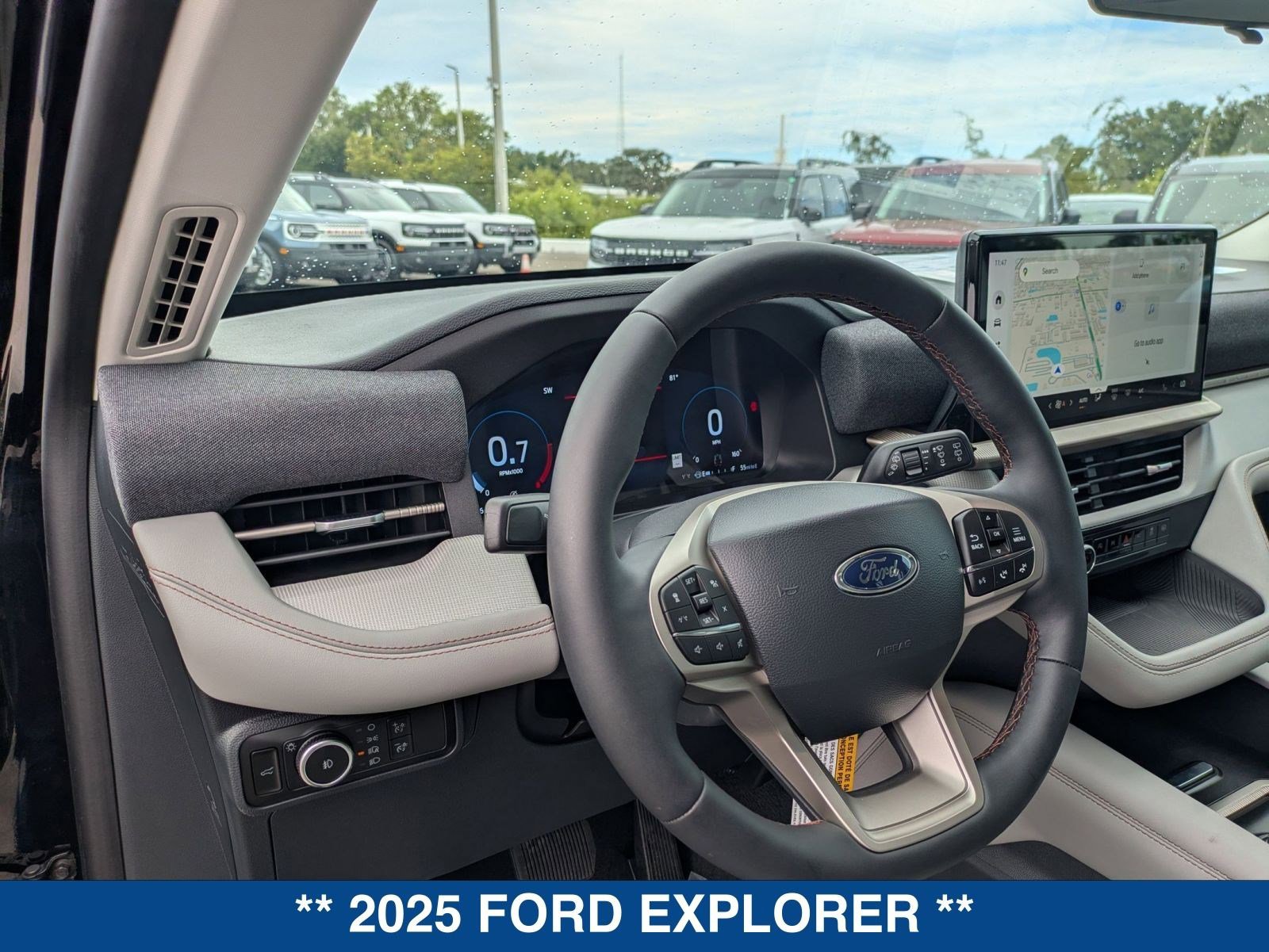 New 2025 Ford Explorer Active w/ Active Comfort Package image 30