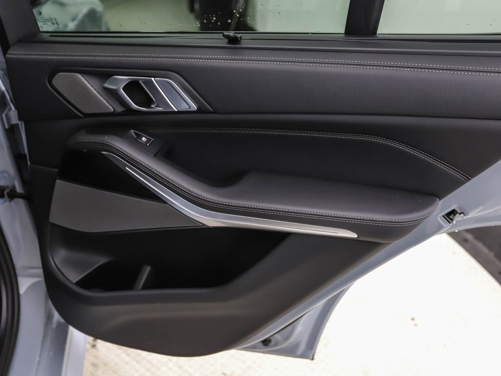 New 2026 BMW X5 M60i image 24