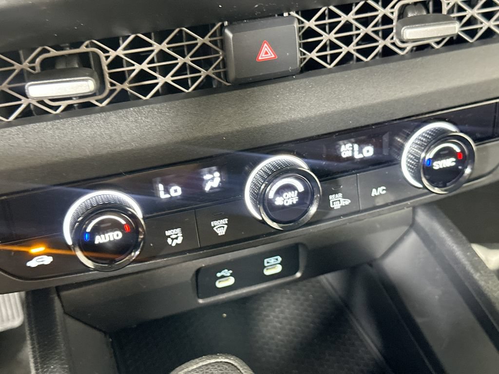 Used 2025 Honda Accord SE image 29