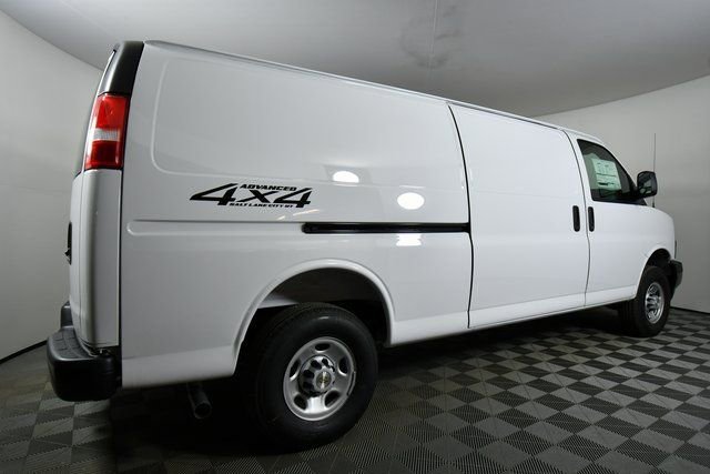 New 2025 Chevrolet Express 3500 Extended w/ Driver Convenience Package image 10
