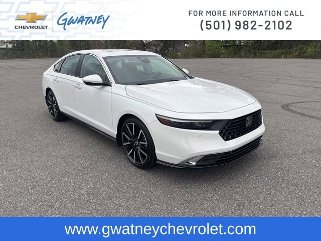 Used 2023 Honda Accord Touring video 3