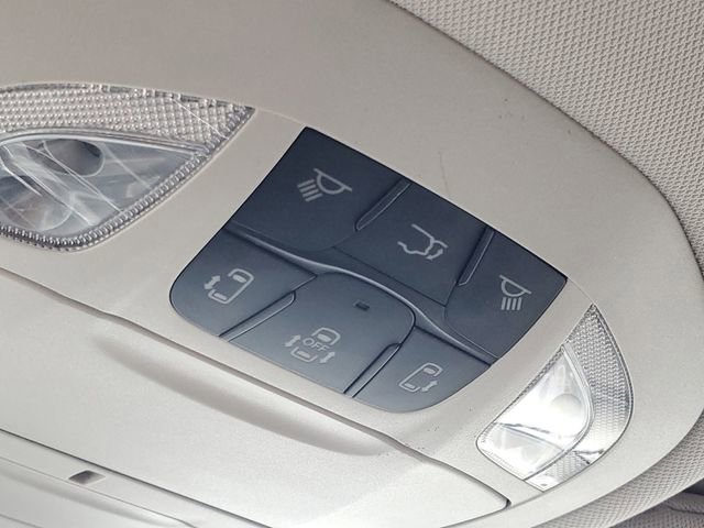 Used 2024 Chrysler Pacifica Touring-L FWD image 25