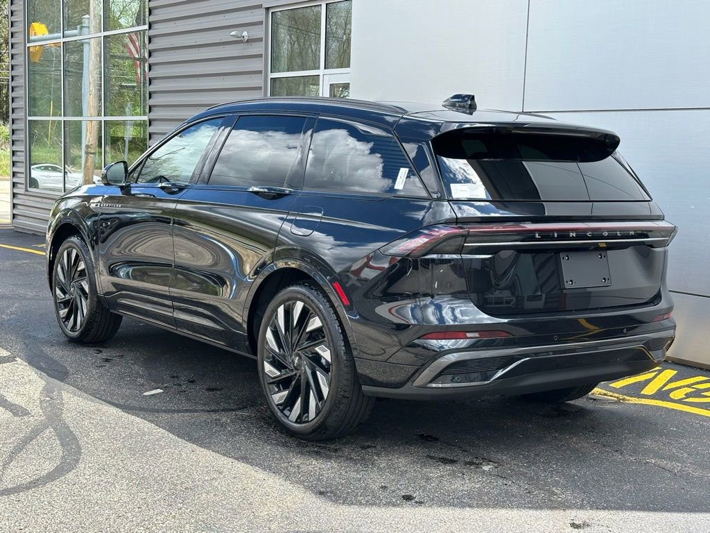 New 2026 Lincoln Nautilus Reserve w/ Jet Appearance Package AWD/4WD image 31
