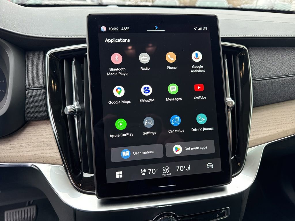 Used 2025 Volvo XC90 B6 Core w/ Climate Package image 27