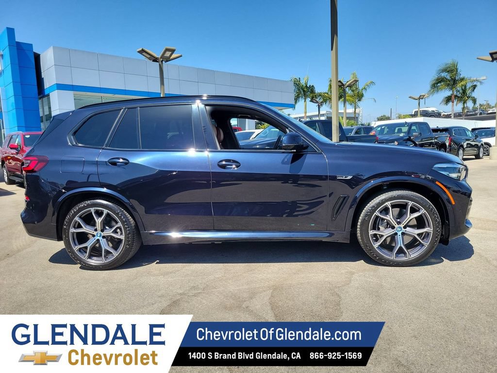 Used 2022 BMW X5 xDrive45e w/ M Sport Package AWD/4WD image 10