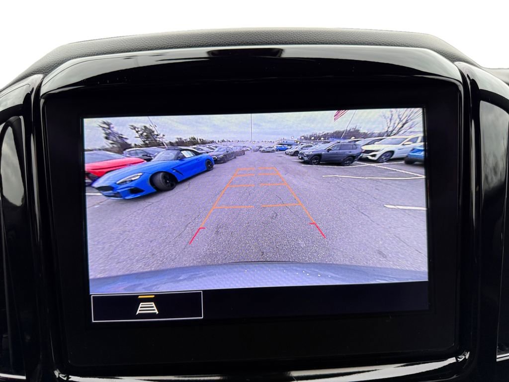 Used 2024 Chevrolet Traverse LT image 15