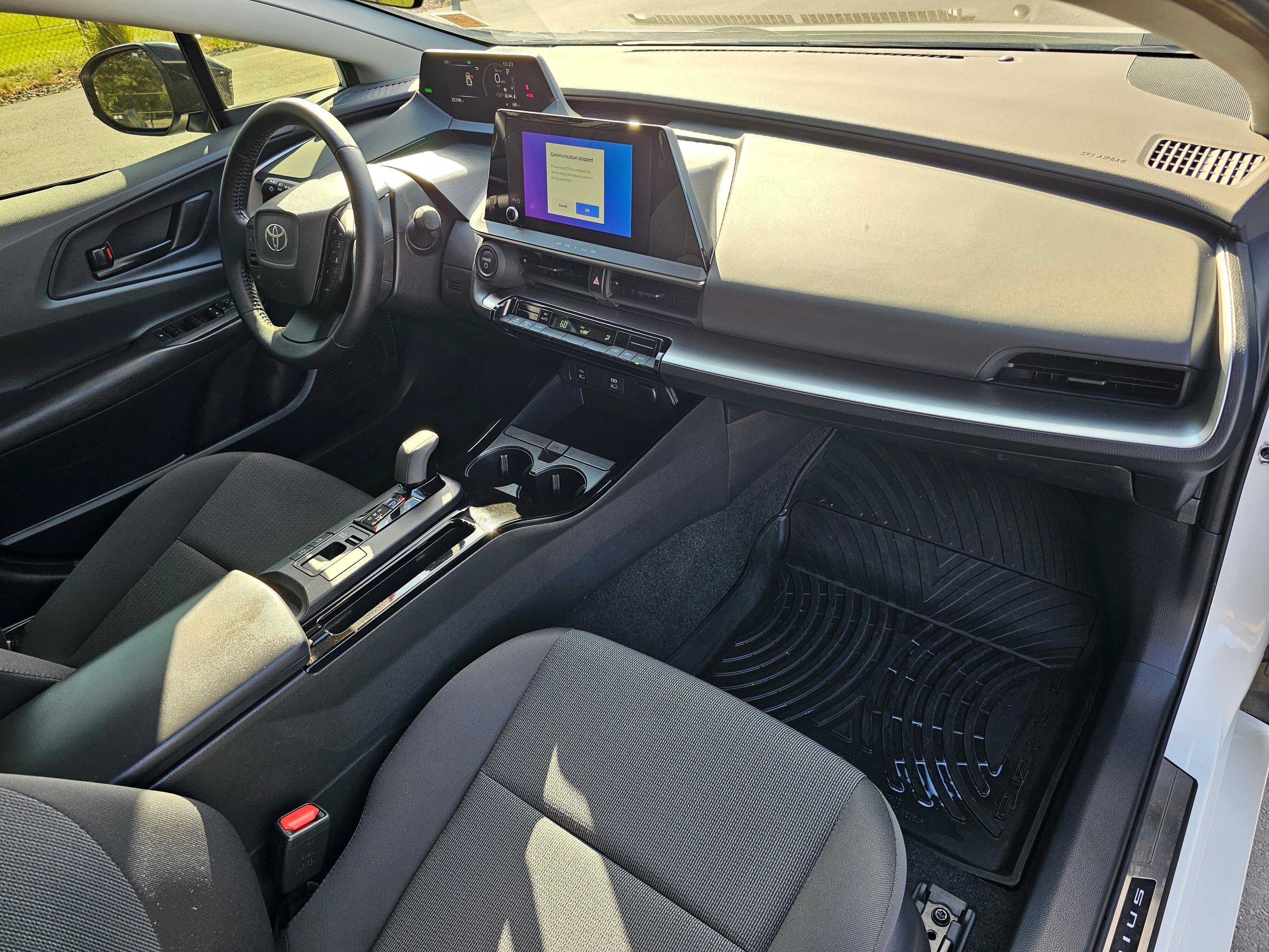Certified 2023 Toyota Prius LE AWD/4WD image 11