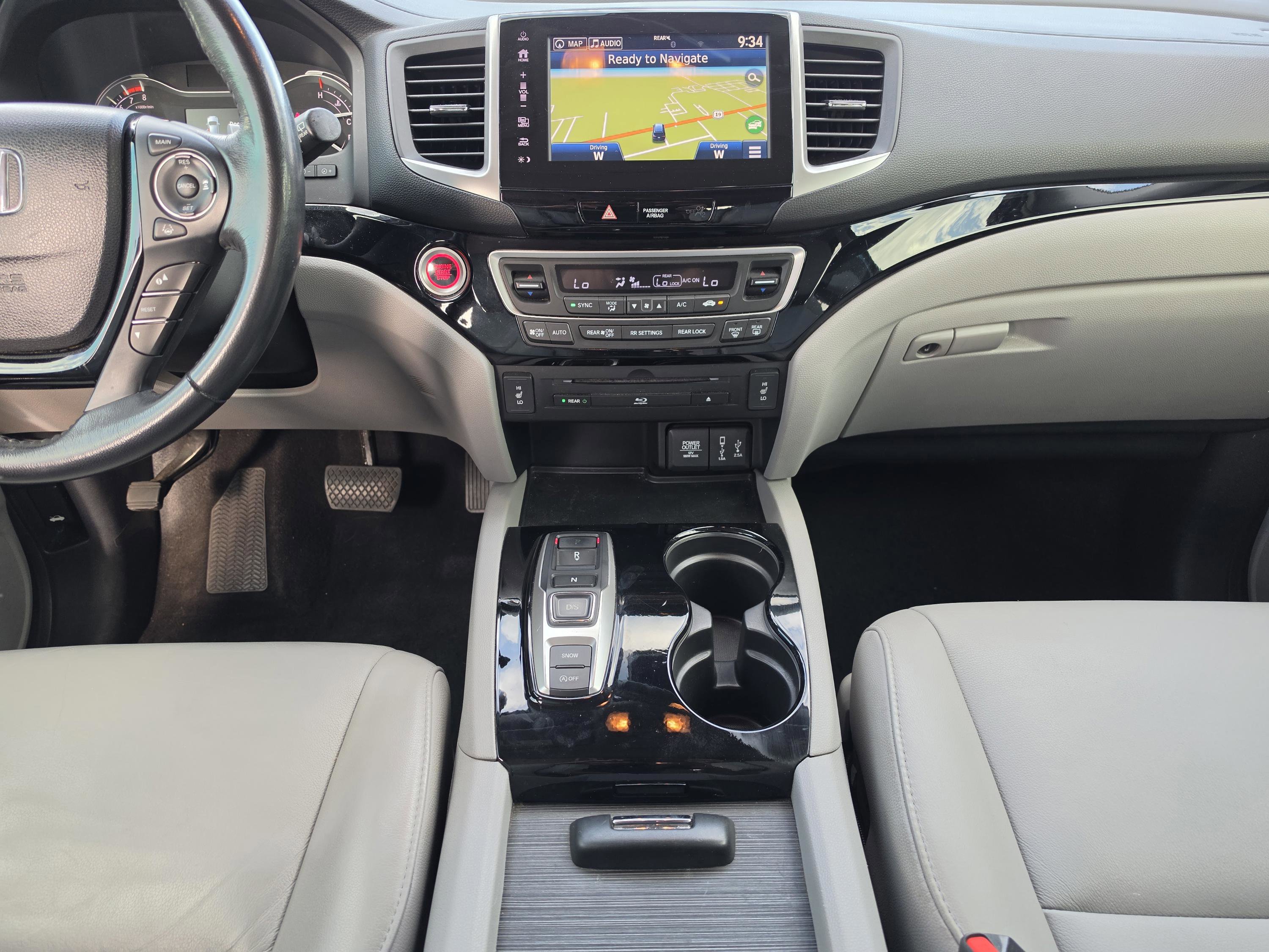 Used 2017 Honda Pilot Touring image 22