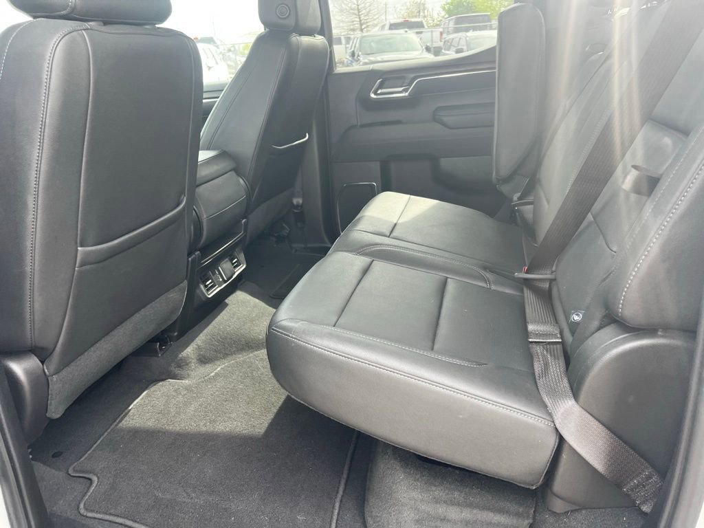 Used 2024 GMC Sierra 1500 SLT image 13