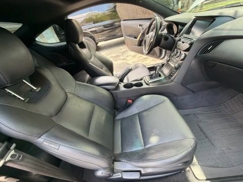 Used 2015 Hyundai Genesis 3.8 RWD image 11