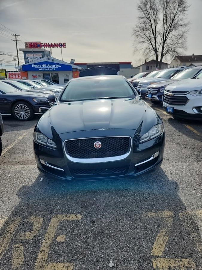 Used 2016 Jaguar XJ R-Sport image 2