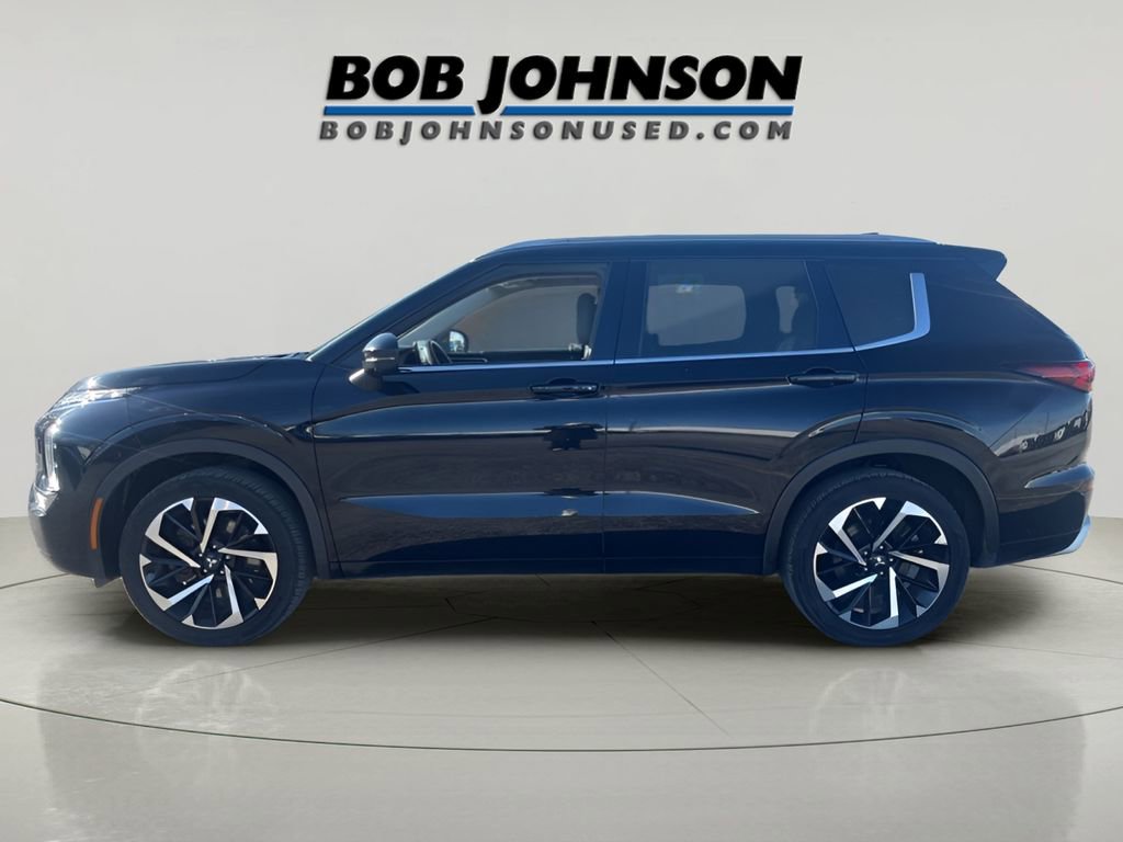 Used 2022 Mitsubishi Outlander SEL image 4