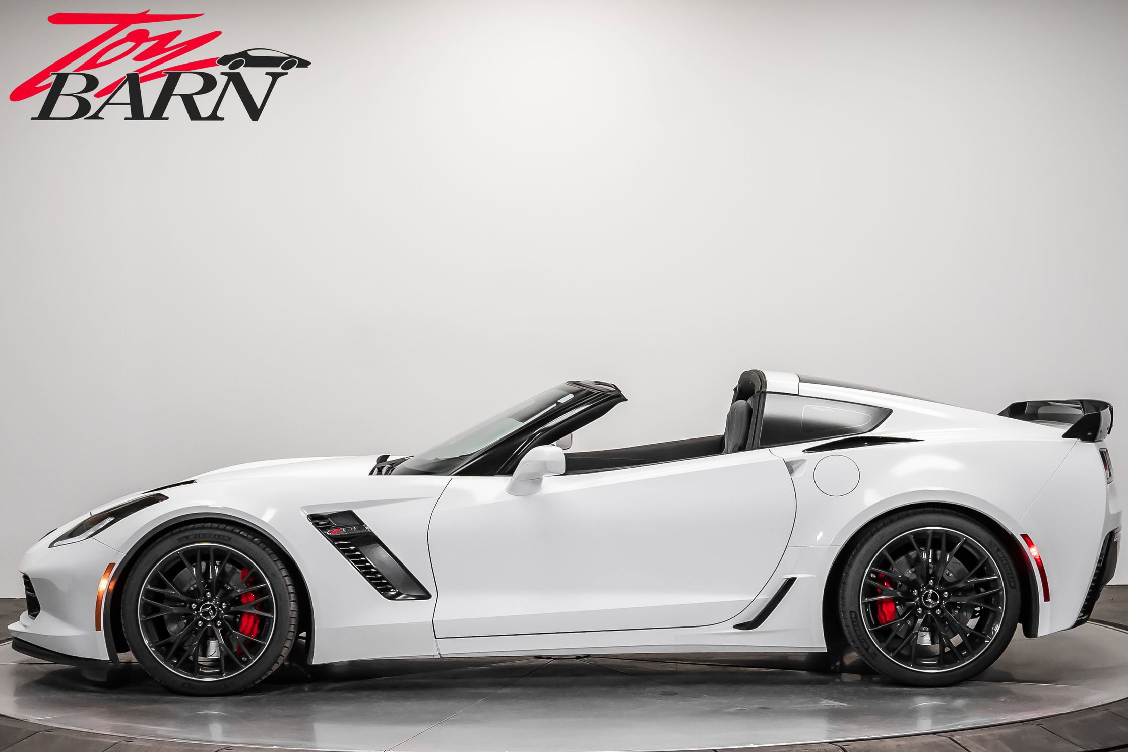 Used 2016 Chevrolet Corvette Z06 image 2