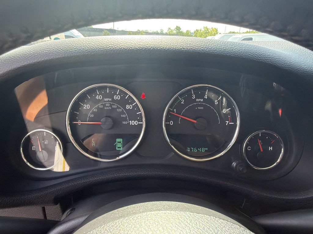 Used 2018 Jeep Wrangler Unlimited Sport S AWD/4WD image 25