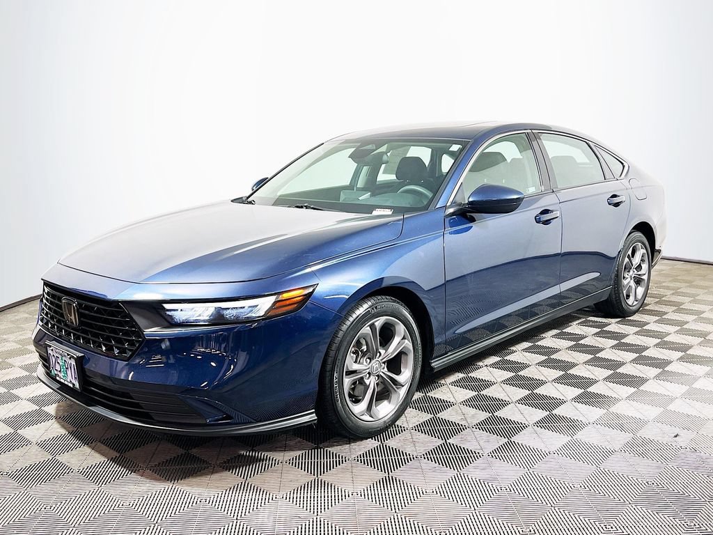Used 2024 Honda Accord EX image 3