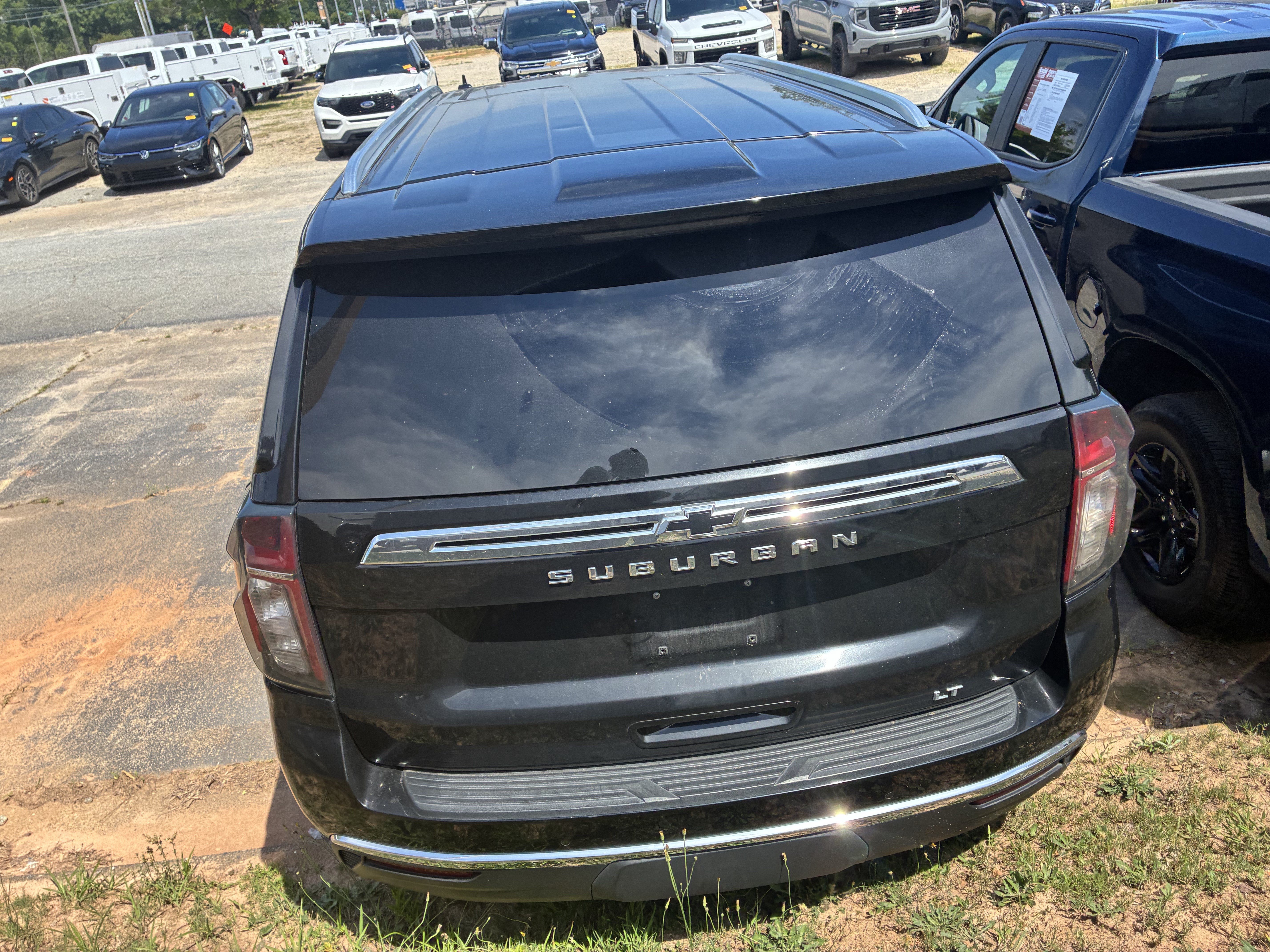 Used 2021 Chevrolet Suburban LT RWD image 7