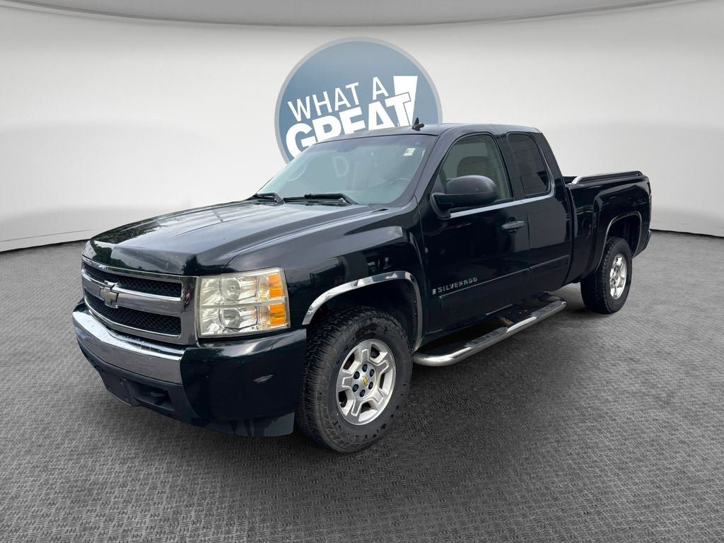 Used 2008 Chevrolet Silverado 1500 LT w/ Power Pack Plus RWD image 8