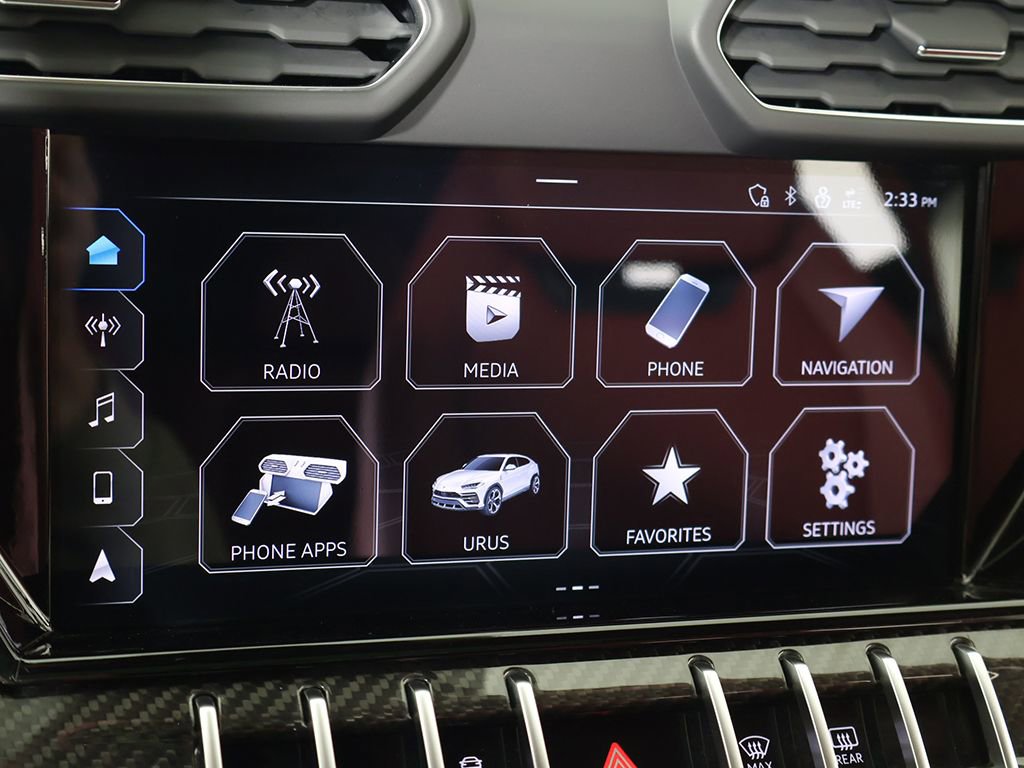Used 2022 Lamborghini Urus AWD/4WD image 57