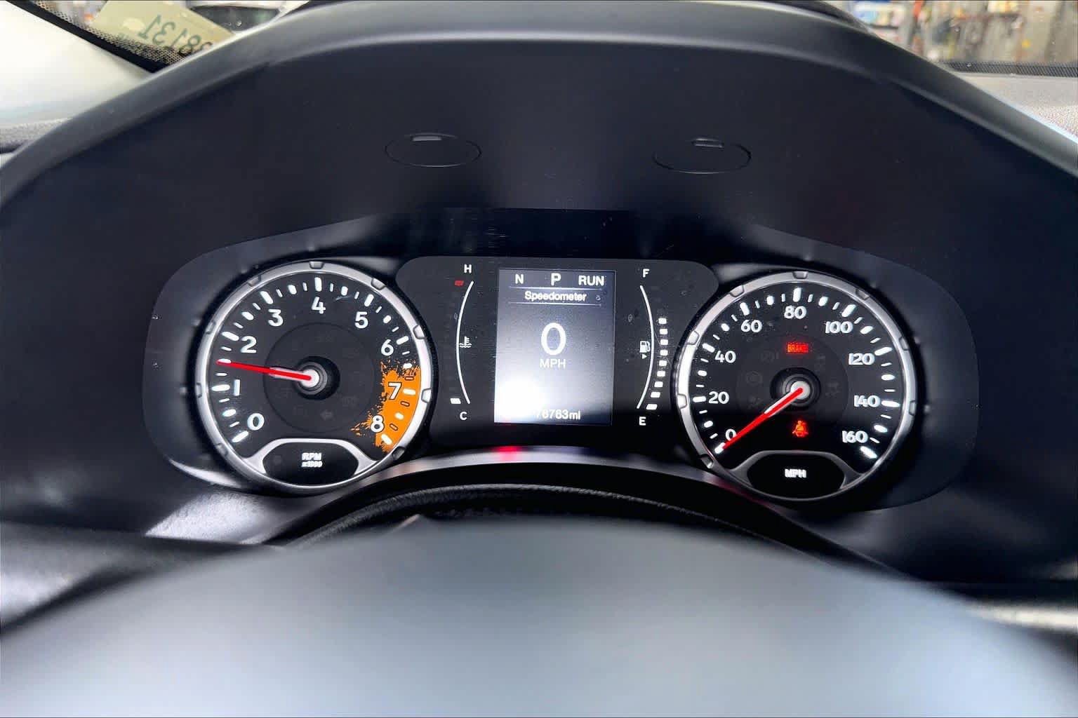 Used 2015 Jeep Renegade Latitude w/ Cold Weather Group II AWD/4WD image 25