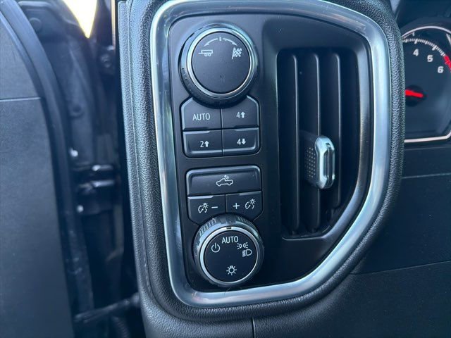 Used 2019 Chevrolet Silverado 1500 LT w/ All-Star Edition AWD/4WD image 24