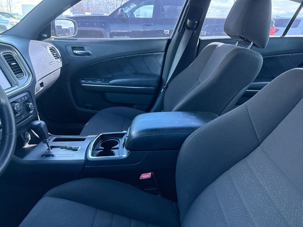 Used 2013 Dodge Charger R/T image 10