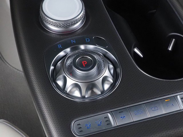 Used 2024 Genesis GV60 Advanced image 24