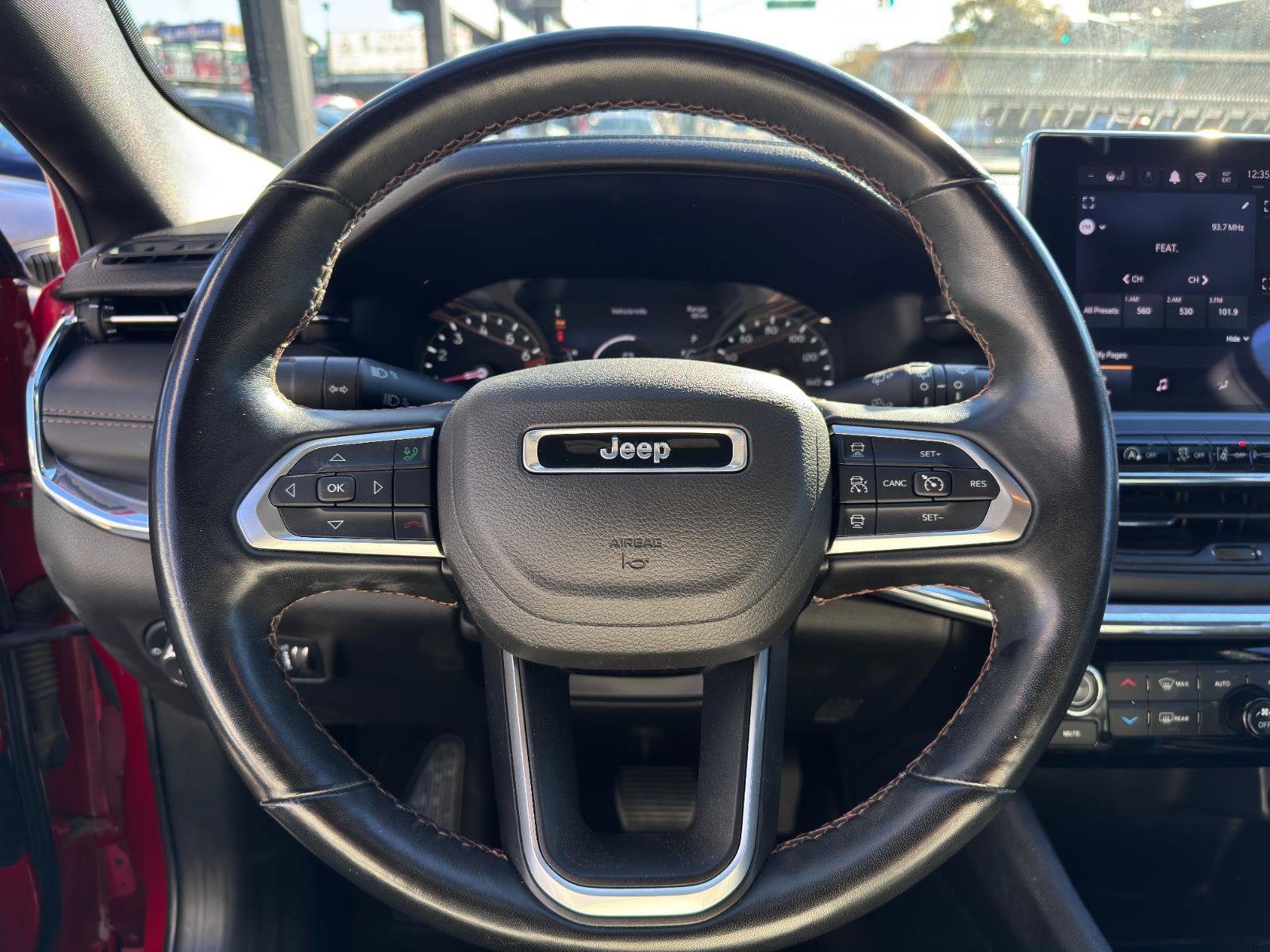 Used 2022 Jeep Compass Limited image 17