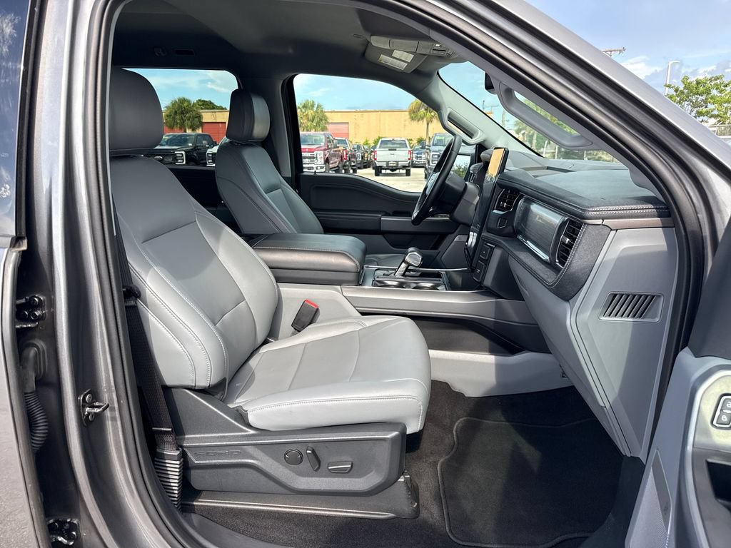 Certified 2025 Ford F150 Lightning Flash AWD/4WD image 28