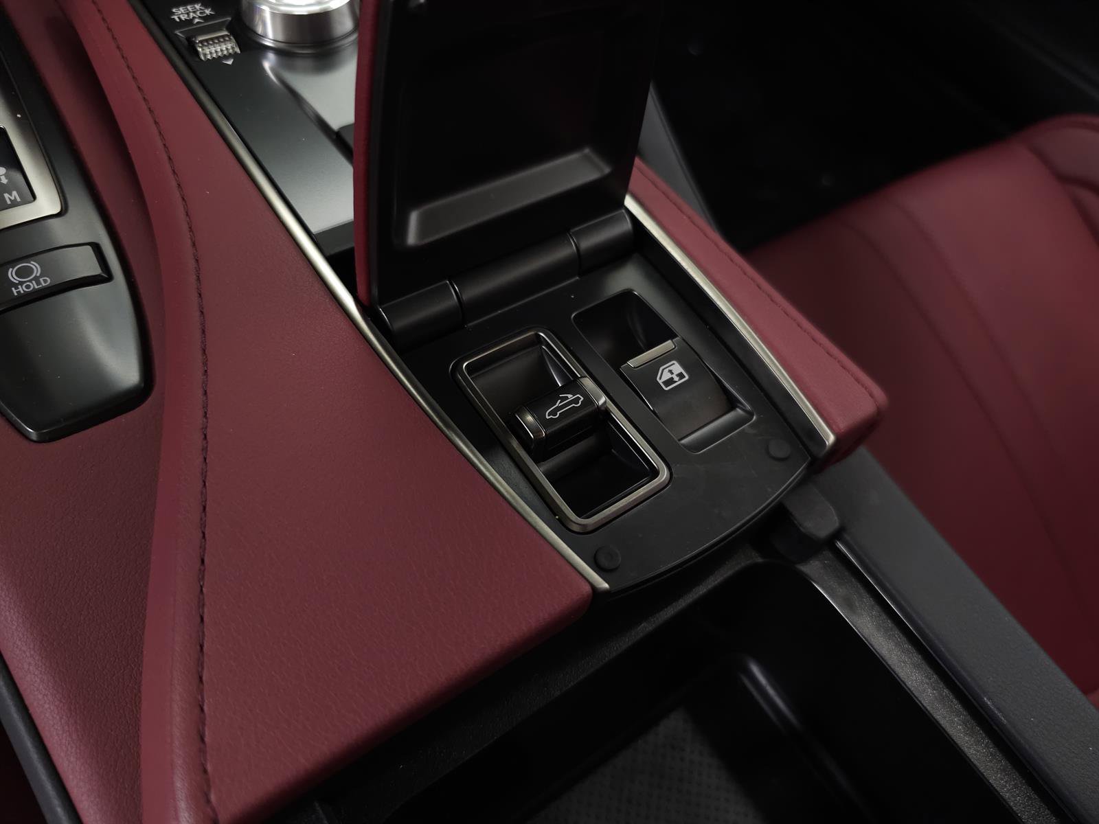 Used 2025 Lexus LC 500 Convertible w/ Bespoke Build Package RWD image 36