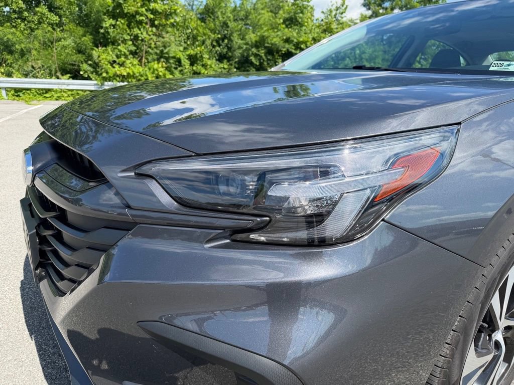 Used 2025 Subaru Legacy Premium AWD/4WD image 10