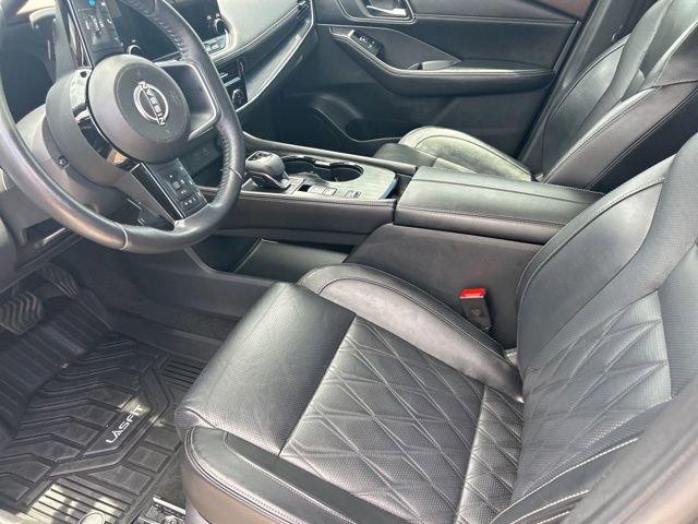 Used 2022 Nissan Rogue Platinum w/ Head-Up Display Package FWD image 24