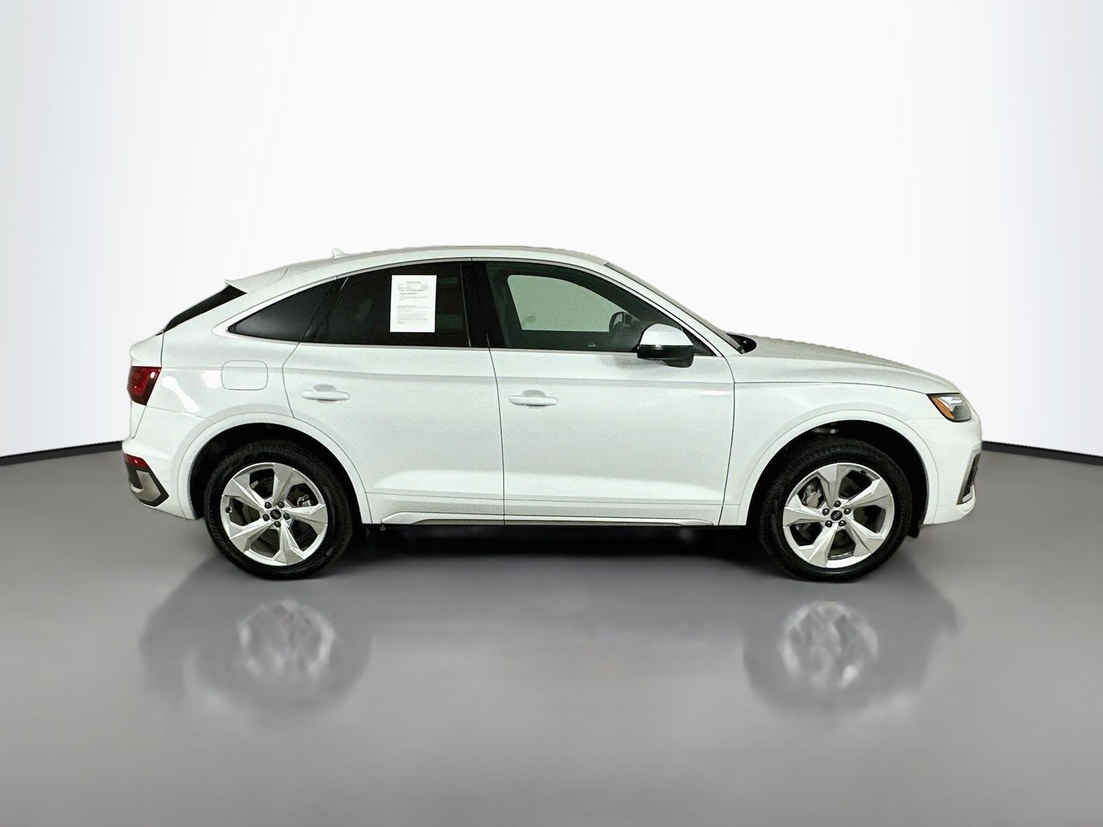 Used 2025 Audi Q5 2.0T Premium Plus w/ Premium Plus Package AWD/4WD image 4
