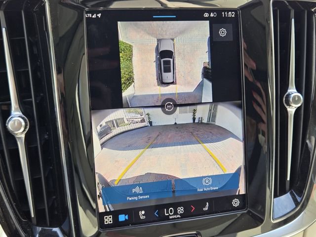 Certified 2025 Volvo V60 B5 Cross Country Plus image 23