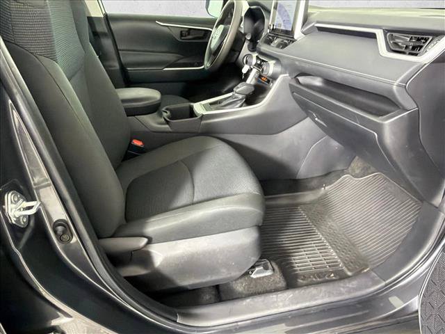 Used 2024 Toyota RAV4 LE AWD/4WD image 13