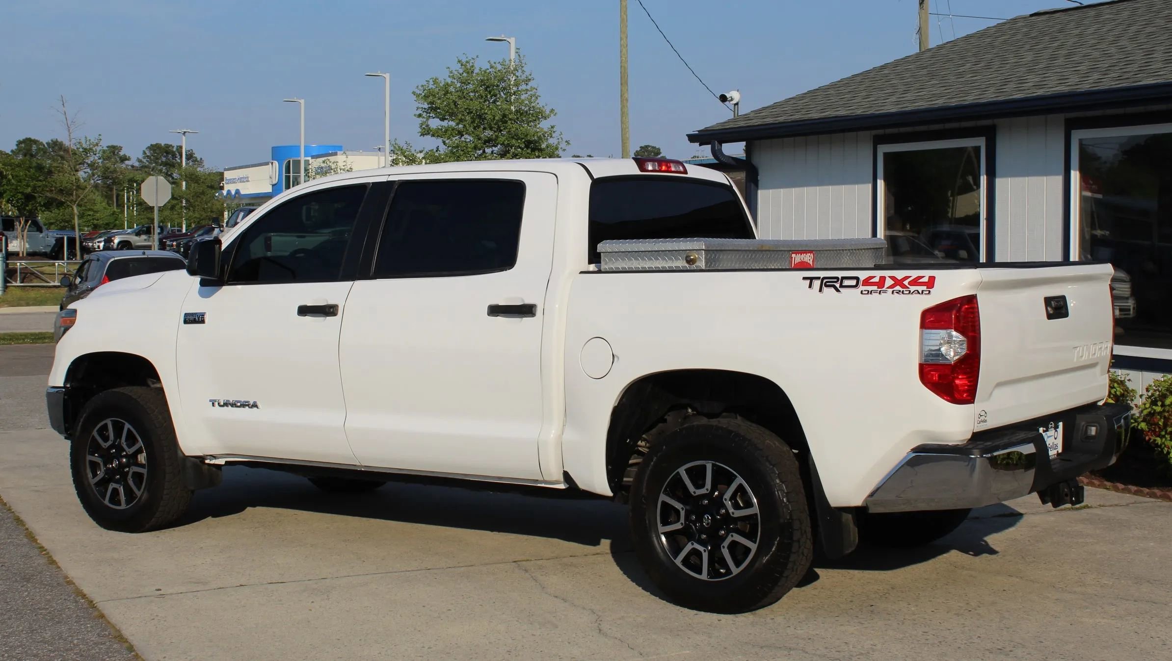 Used 2018 Toyota Tundra SR5 w/ TRD Off Road Package AWD/4WD image 3