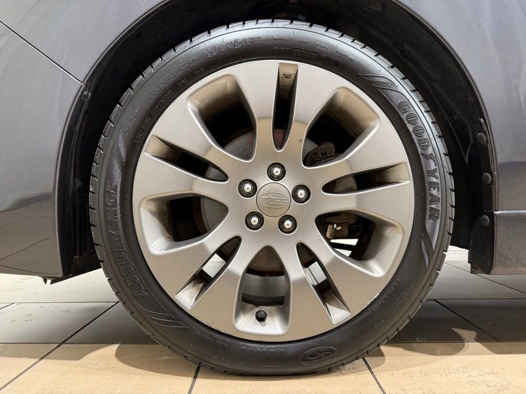 Used 2013 Subaru Impreza 2.0i Sport Premium image 9
