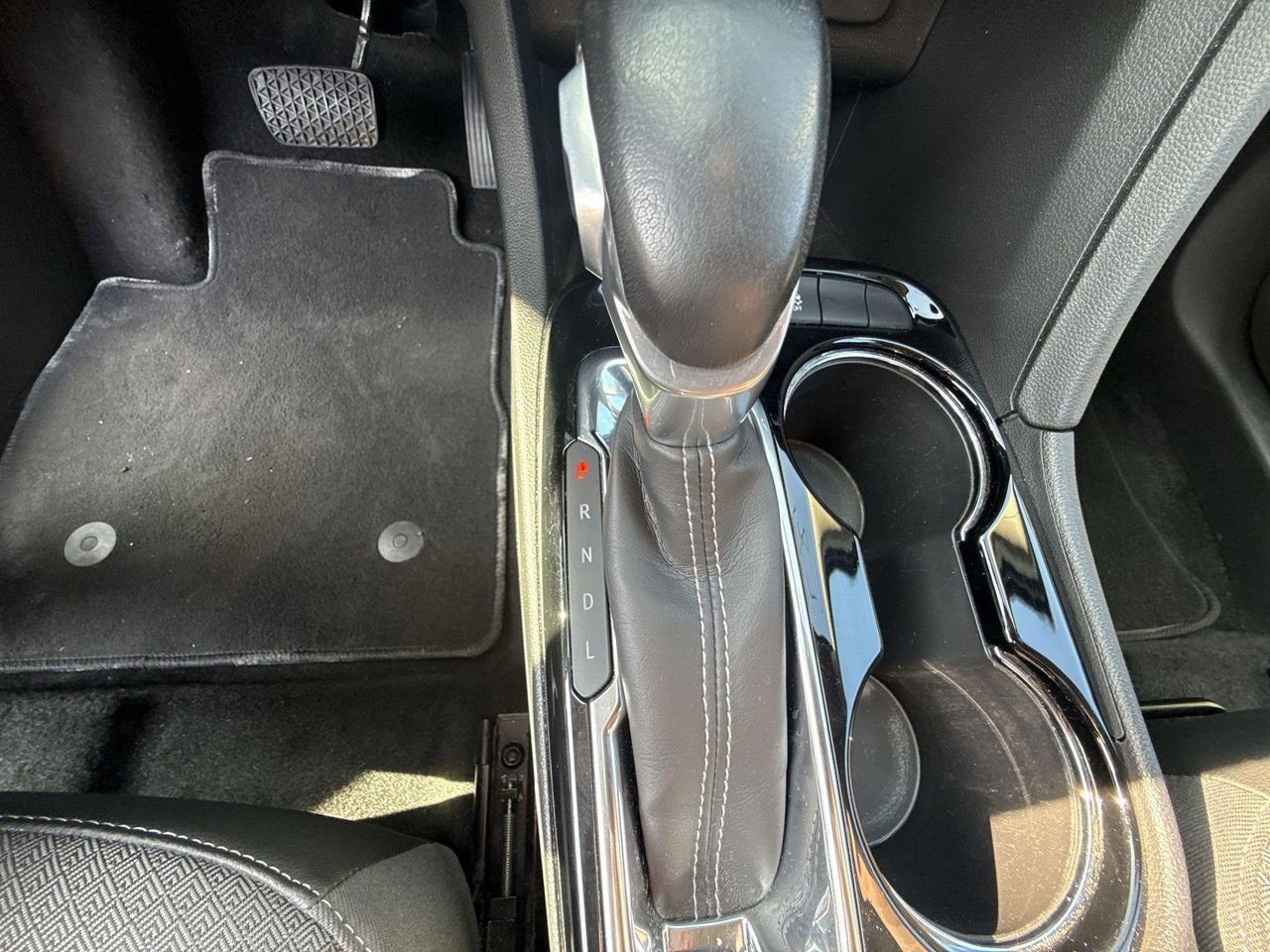 Certified 2023 Buick Encore GX Select w/ Sport Touring Package image 21