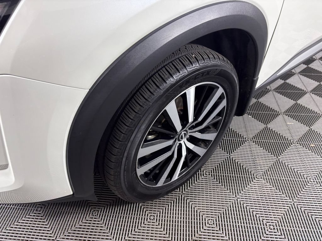 Used 2023 Nissan Pathfinder Platinum AWD/4WD image 10