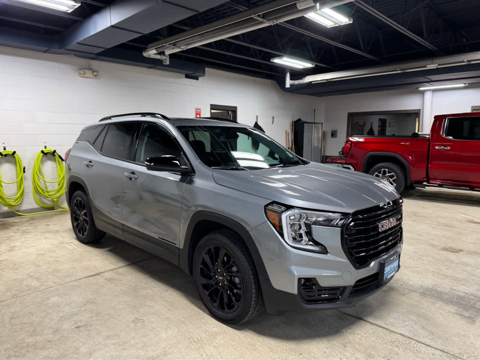 Certified 2024 GMC Terrain SLT w/ Elevation Edition image 3