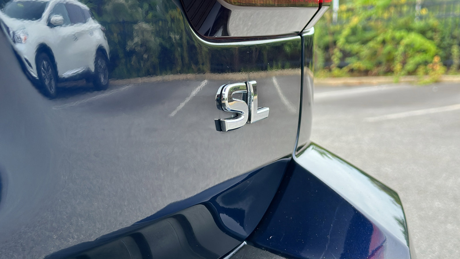 Certified 2023 Nissan Armada SL image 10