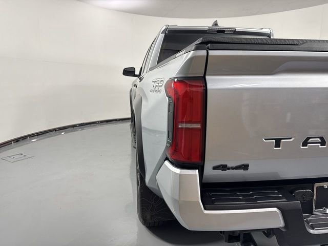 Used 2024 Toyota Tacoma TRD Off-Road AWD/4WD image 30