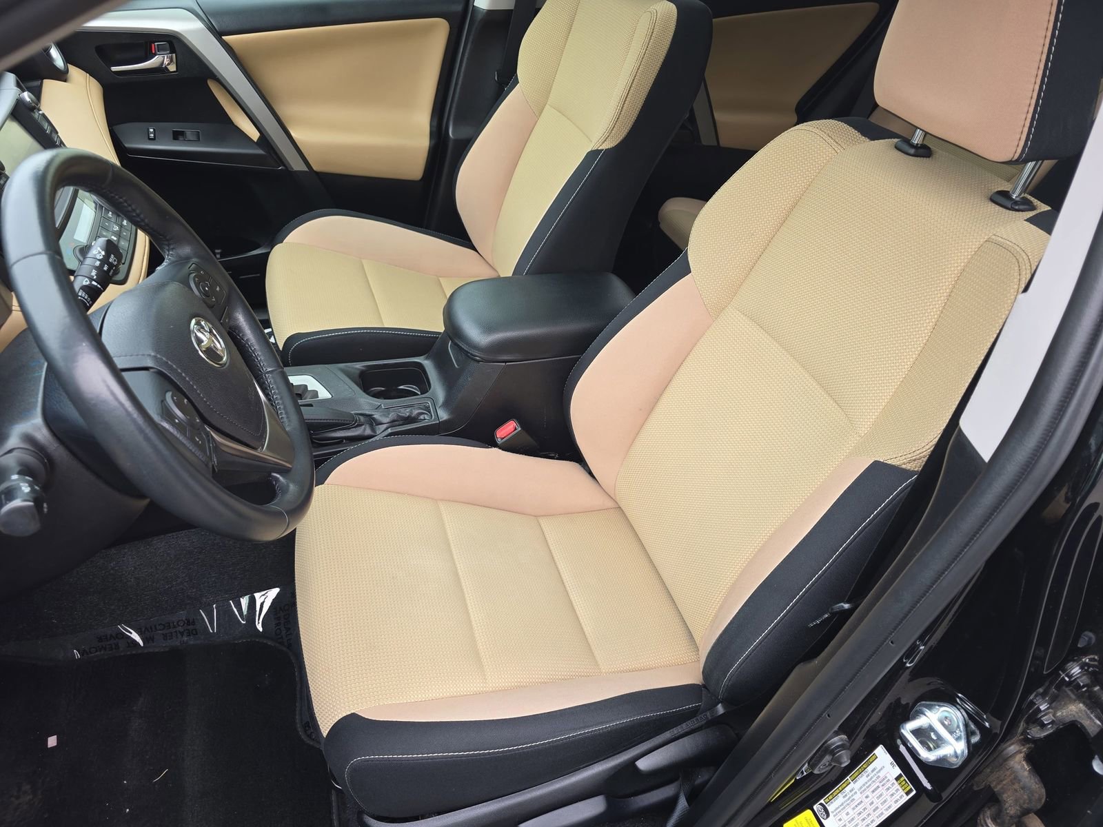 Used 2017 Toyota RAV4 XLE image 19