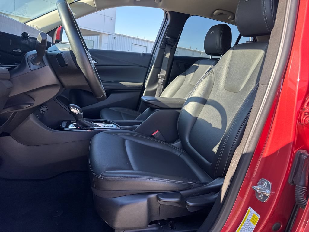 Used 2024 Buick Encore GX Sport Touring AWD/4WD image 15