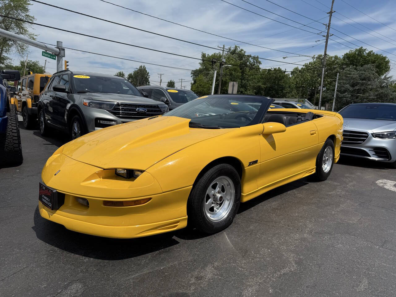 Used 1995 Chevrolet Camaro Z28 RWD image 11