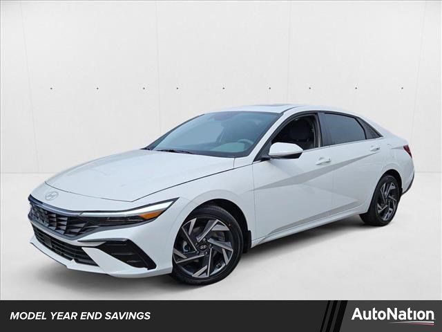 New 2025 Hyundai Elantra SEL