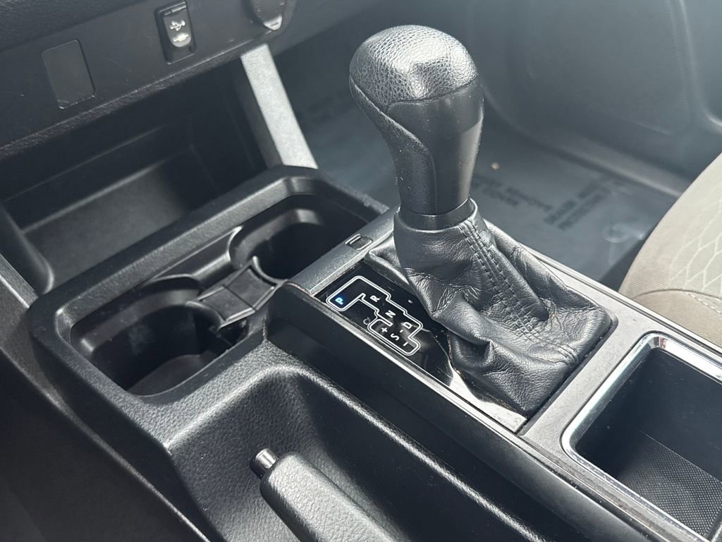 Used 2019 Toyota Tacoma SR5 image 25